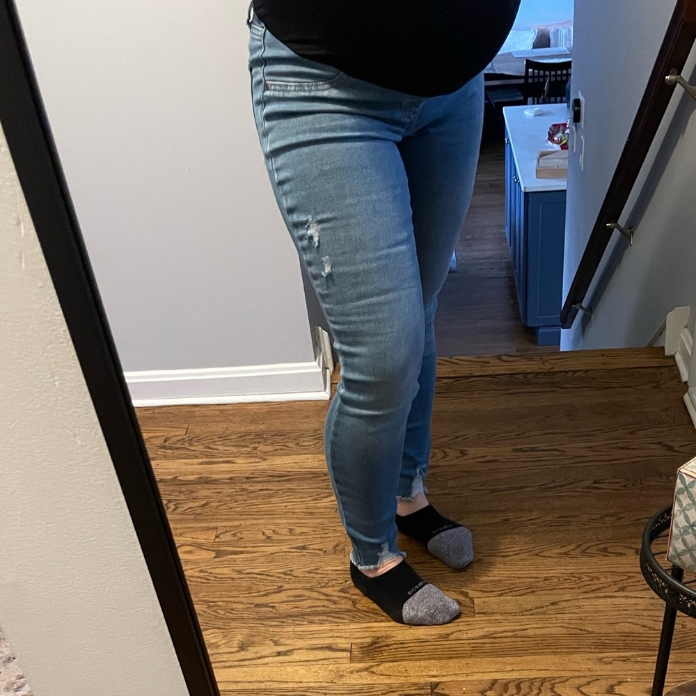 Maternity skinnies with stretch size 2